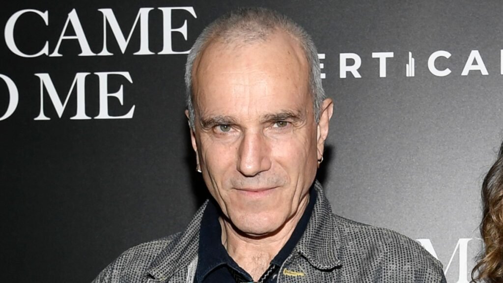 Daniel Day Lewis Daily Global Diary - Authentic Global News