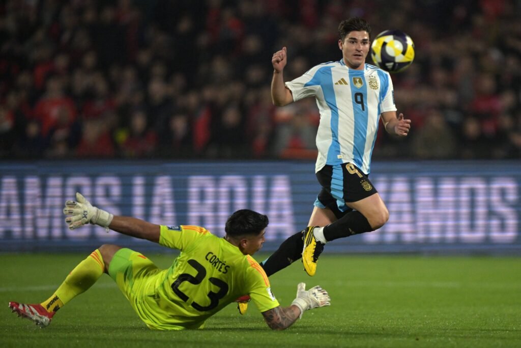Julian Alvarez Strike Seals Victory As Argentina Edge Chile 1–0 in World Cup Qualifier Daily Global Diary - Authentic Global News