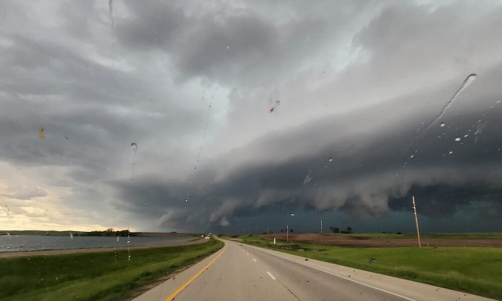 North Dakota 5‑Day Forecast: Storms Then Sudden Cooldown Ahead