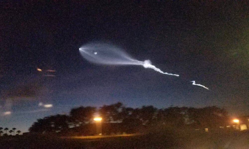SpaceX Rocket Lights Up Arizona Sky With Stunning Twilight Comet Trail