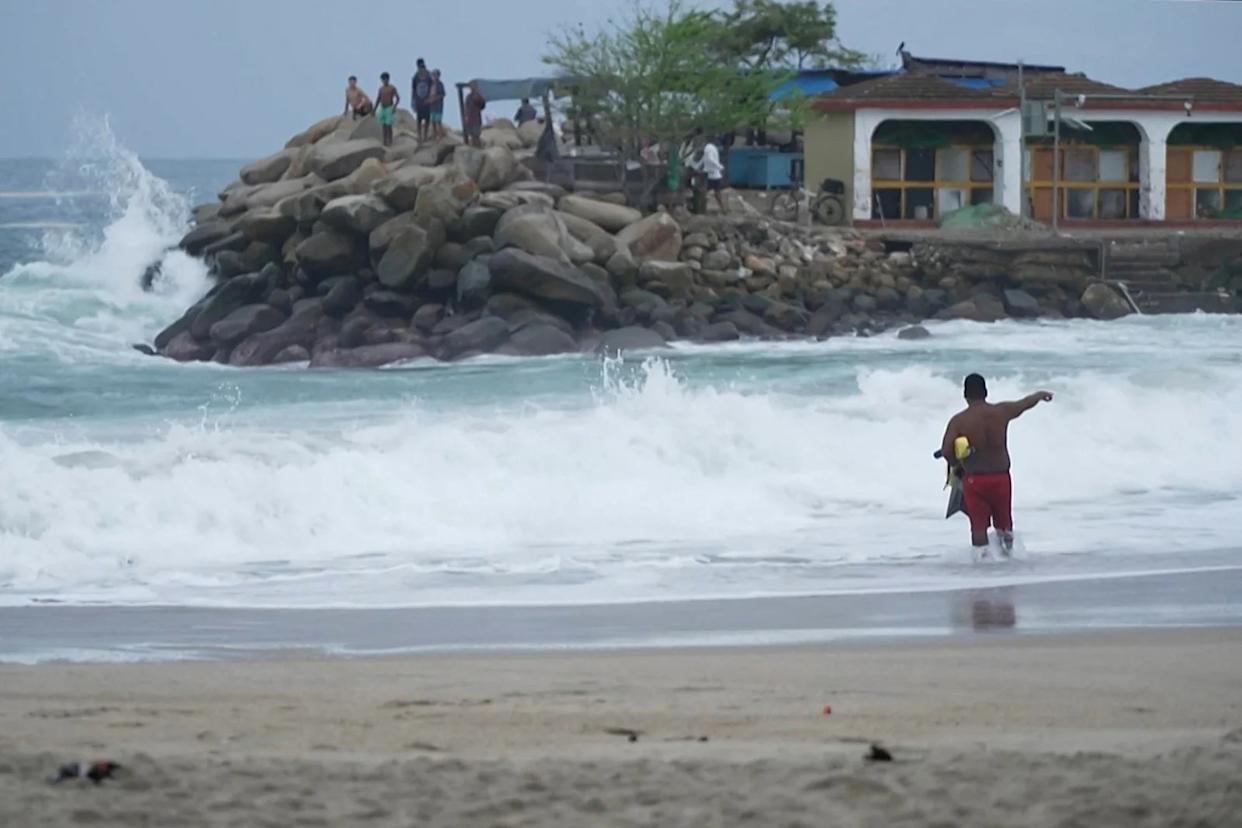 Hurricane Erick Makes Historic Category 3 Landfall in Mexico with 125 mph Winds