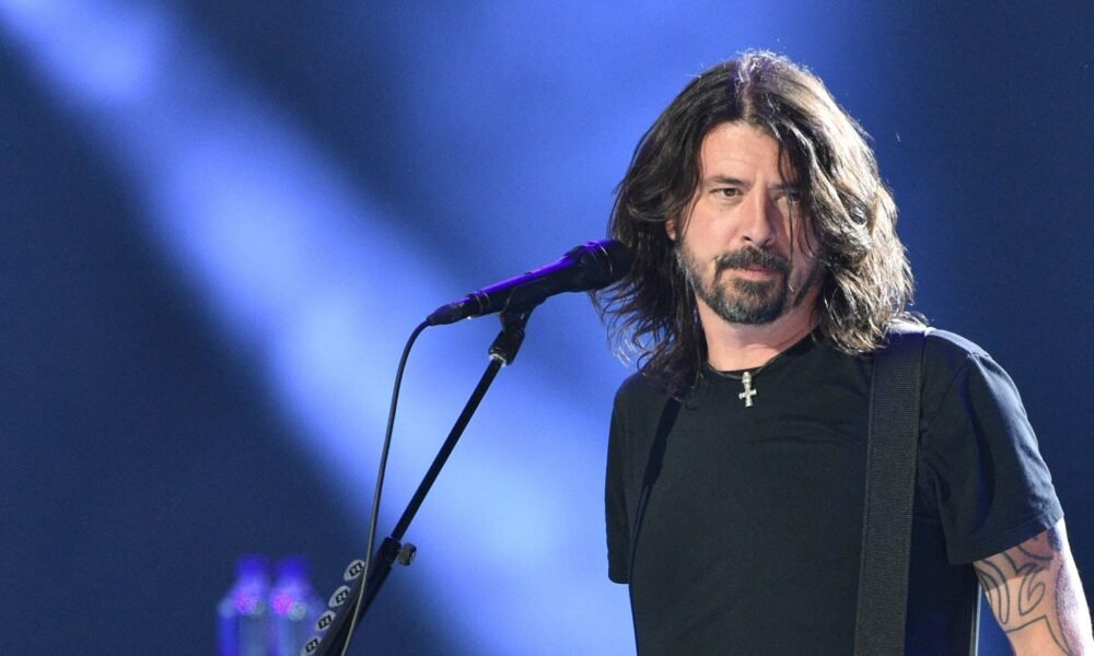 Dave Grohl Net Worth 2025 How the Foo Fighters Frontman Became a Rock Millionaire