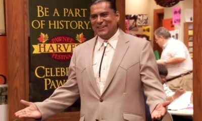 Jonathan Joss portraying his character in Parks and Rec