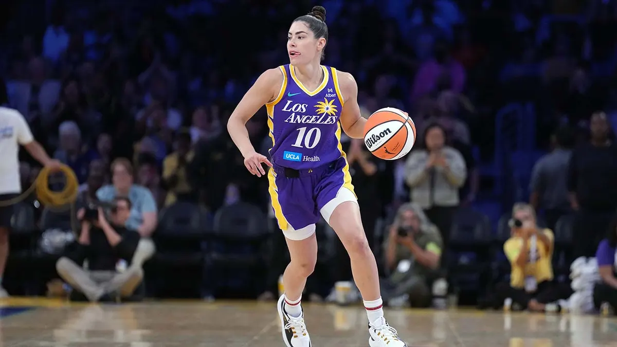 Kelsey Plum prepares for a corner three as the Sparks warm up for their showdown against the Sky’s struggling defense.