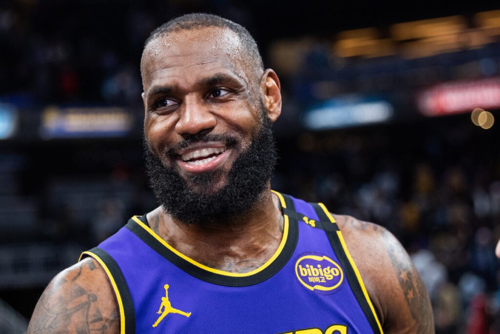 lebron james Daily Global Diary - Authentic Global News