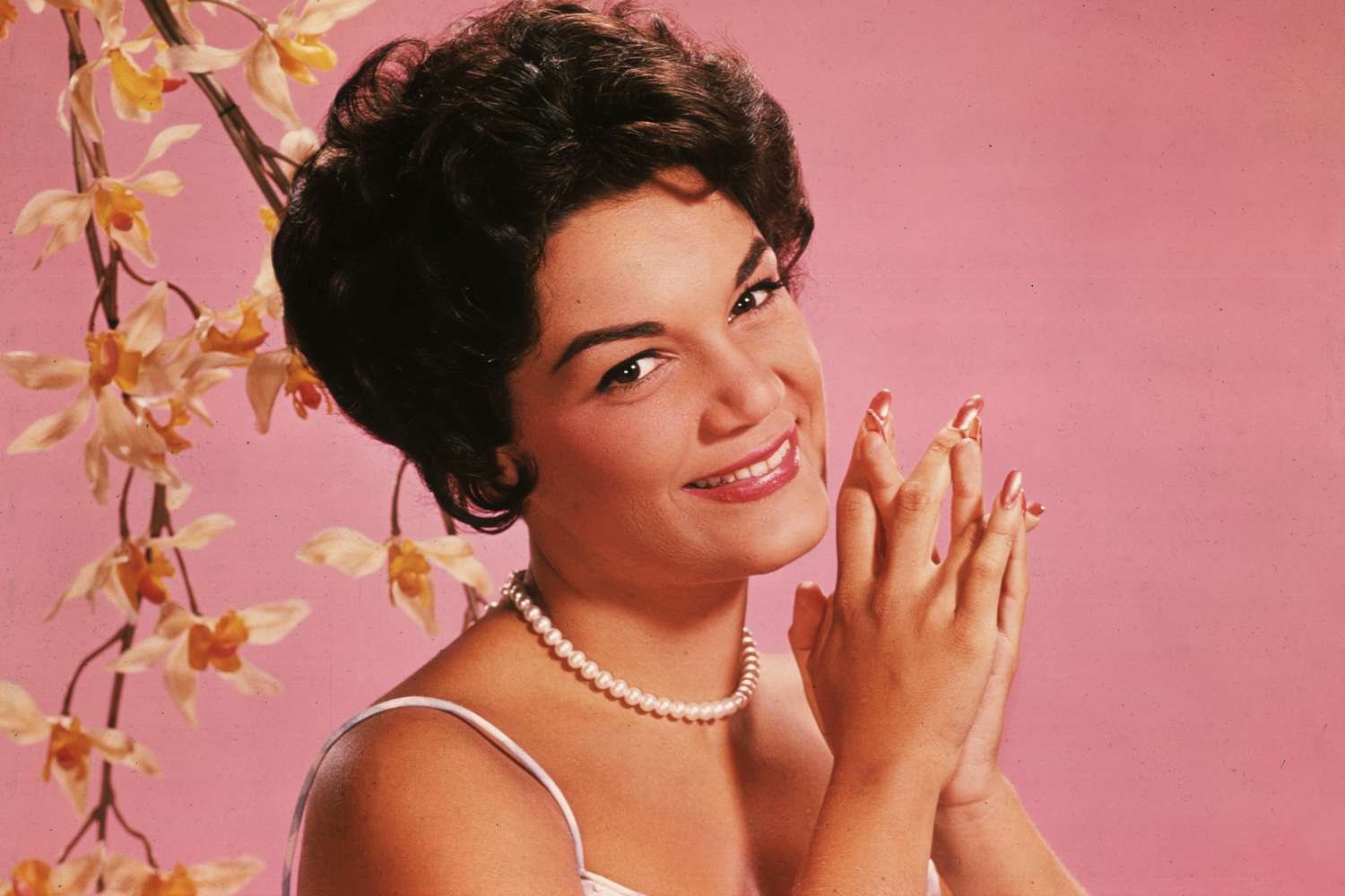 Connie Francis Dies at 87 | First Female Billboard No.1 Artist & Pop Legend Remembered