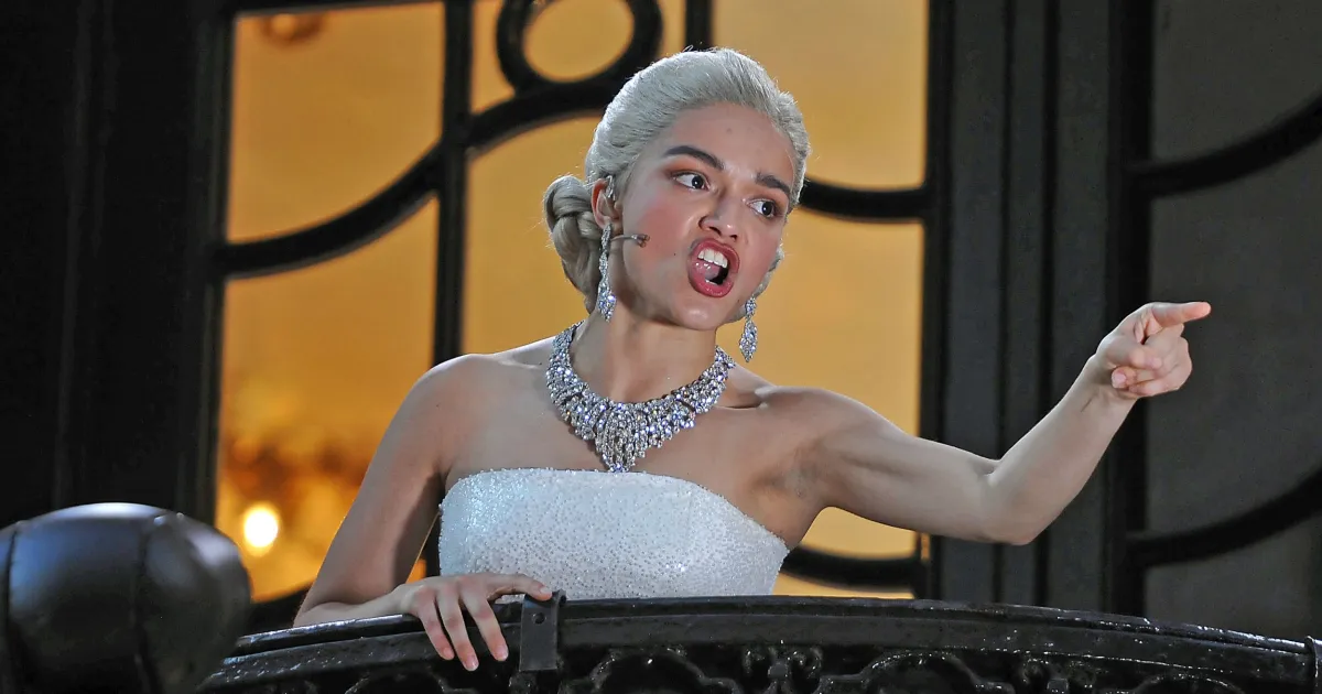 Rachel Zegler's Balcony Scene in Evita Shocks West End: Jamie Lloyd's Rock Show Reimagines History