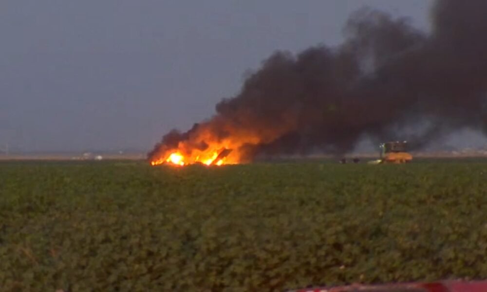 F-35 Fighter Jet Crashes Near California Airbase – Pilot Ejects Safely, Investigation Underway