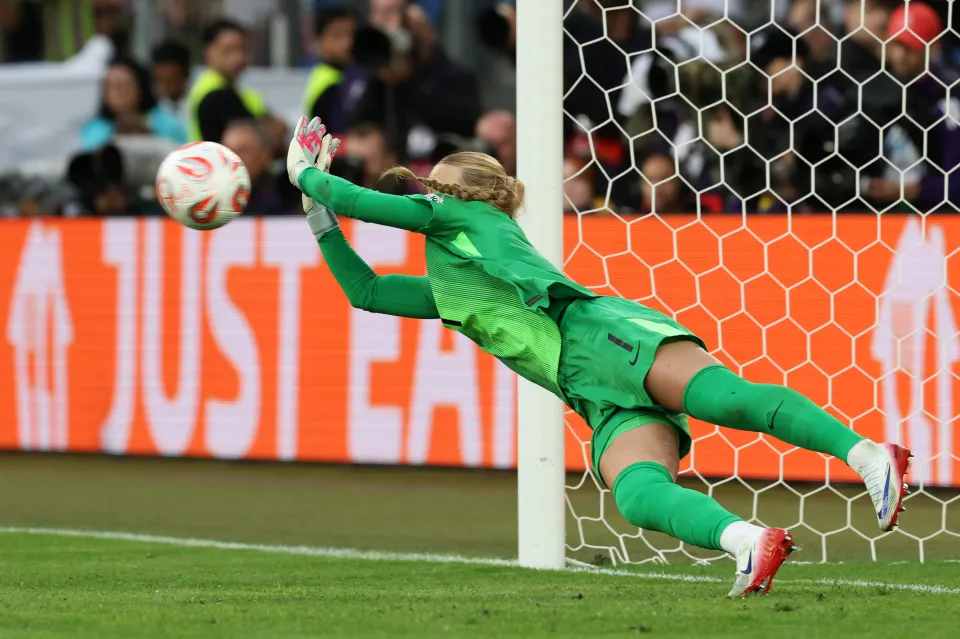 England’s Lionesses Shatter Expectations at Euro 2025 – Heroics from Bronze, Hampton, and More
