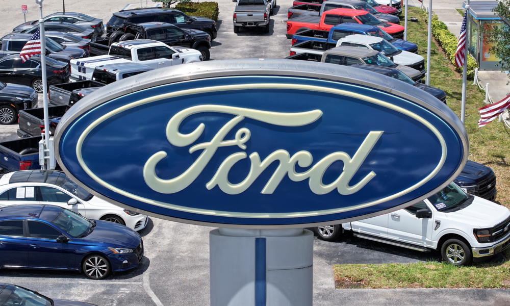 Ford Recalls 355,000 Trucks in US Over Dashboard Glitch – NHTSA Safety Warning