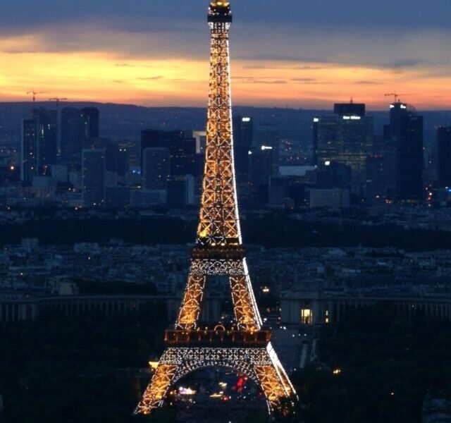 120210044639-eiffel-tower