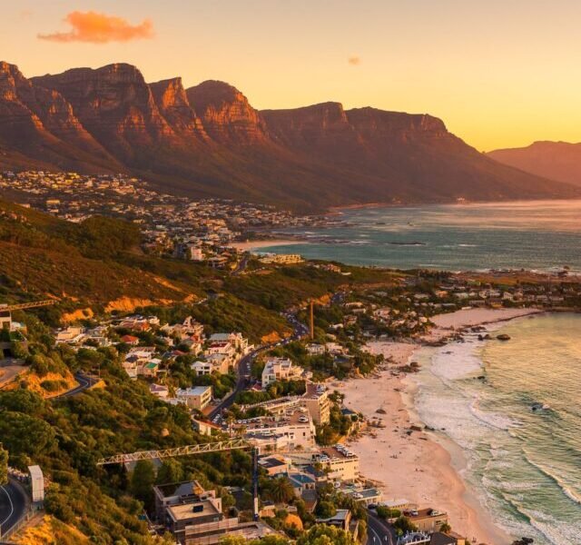 Cape_Town_When_to_Visit_South_Africa_November_GettyImages-671323338