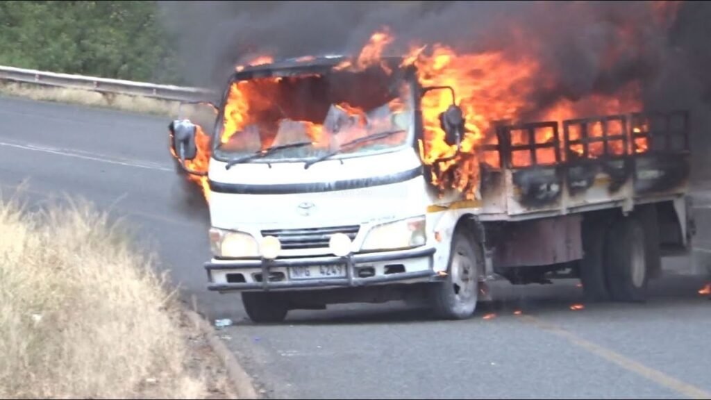 Saudi man saves dozens by driving burning truck away from petrol station in Dawadmi