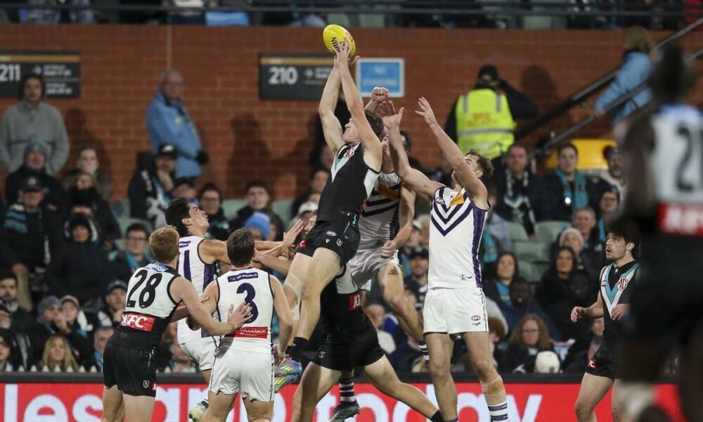 Fremantle Edge Port Adelaide in Last-Minute AFL Thriller as Alex Pearce Seals Top Four Spot