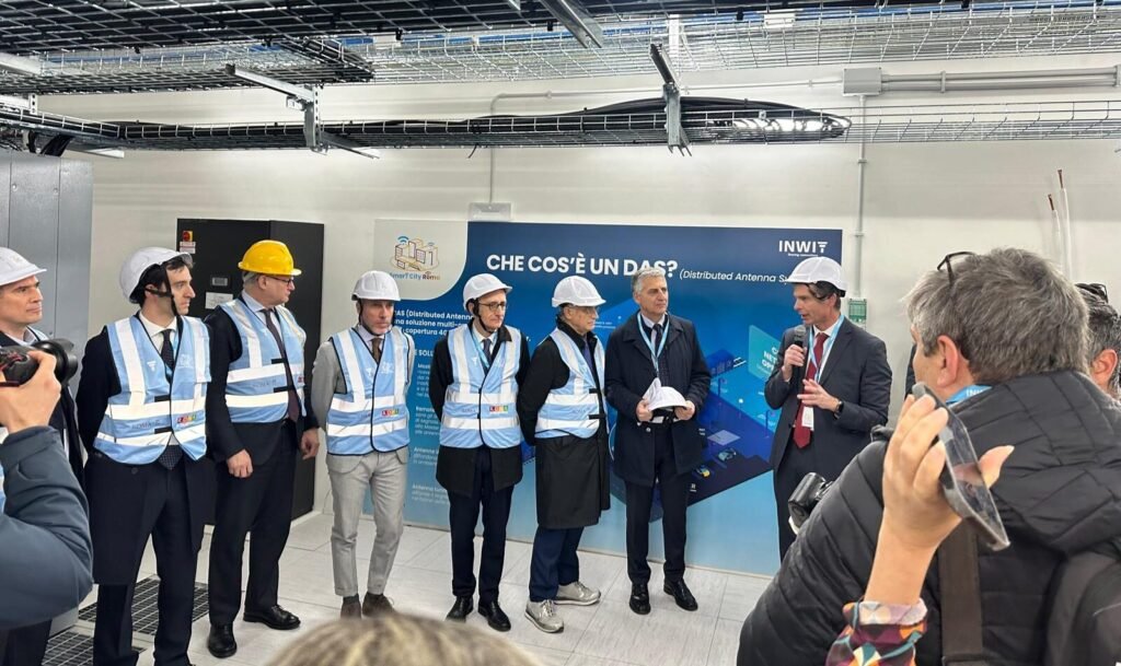 Roma 5G Project: Free Wi-Fi in 26 Squares and Metro A Full 5G Coverage