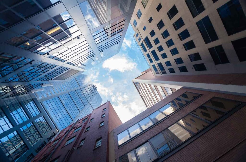 Australian Real Estate Weekly Report 2025 – REITs and Developers Yield & Valuation