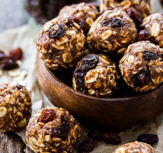 Oatmeal-Raisin-Cookie-Energy-Bites-Photograph