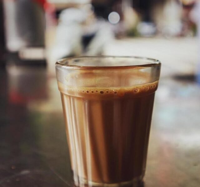 fresh-milk-tea-or-indian-kadak-chai-free-photo