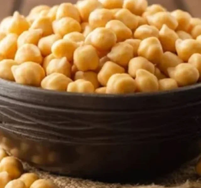 polished-dry-kabuli-chana-500x500