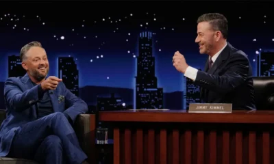 Jimmy Kimmel emotional return Photos from first show back highlight free speech message