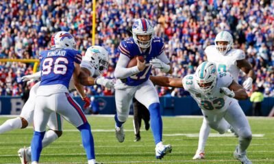 Eric Collins delivers a passionate play-by-play during the Carolina Panthers’ thrilling 27–24 win over the Miami Dolphins, earning widespread praise across the NFL community.