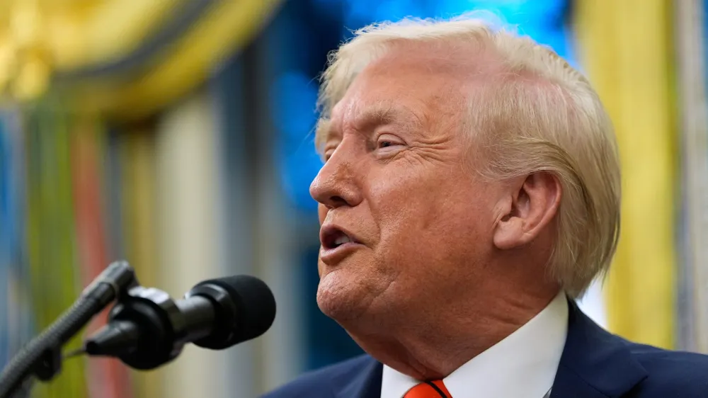 Donald Trump Imposes 100% Tariff on China Imports, Reigniting U.S.–China Trade War