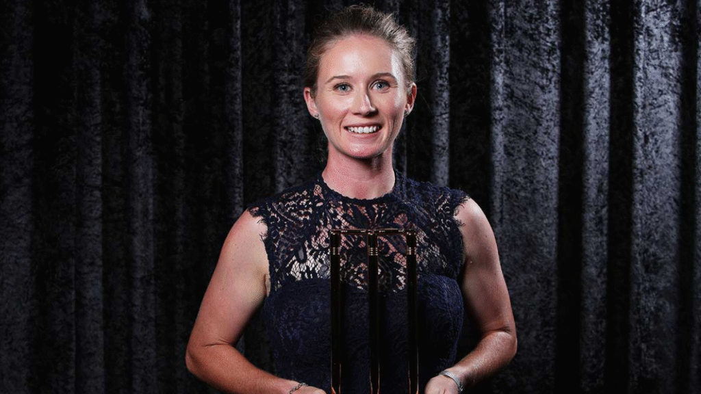 Beth Mooney Net Worth 2025 Revealed Career Earnings and Lifestyle of Australia’s Star Batter