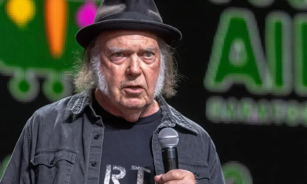 Neil Young Removes Music From Amazon and Calls for Boycott of Jeff Bezos and Mark Zuckerberg