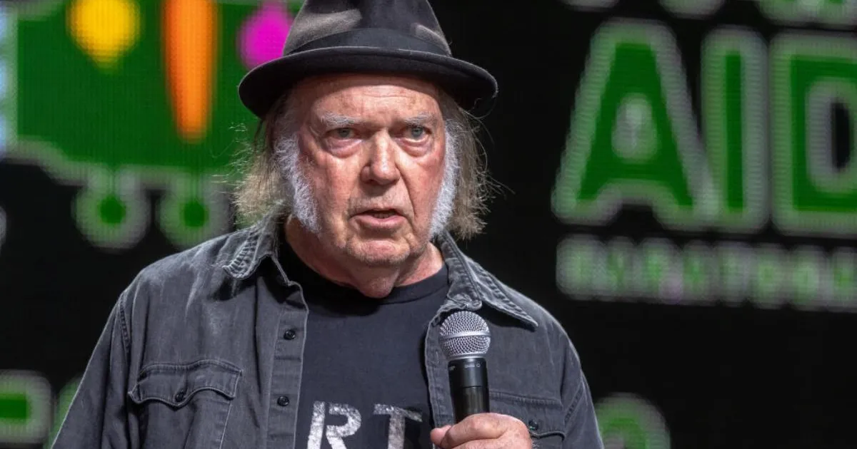 Neil Young Removes Music From Amazon and Calls for Boycott of Jeff Bezos and Mark Zuckerberg