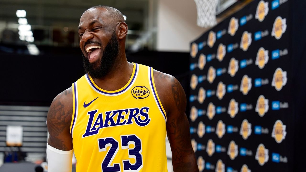 LeBron James Out for Lakers’ NBA Opening Night Due to Sciatica Issue