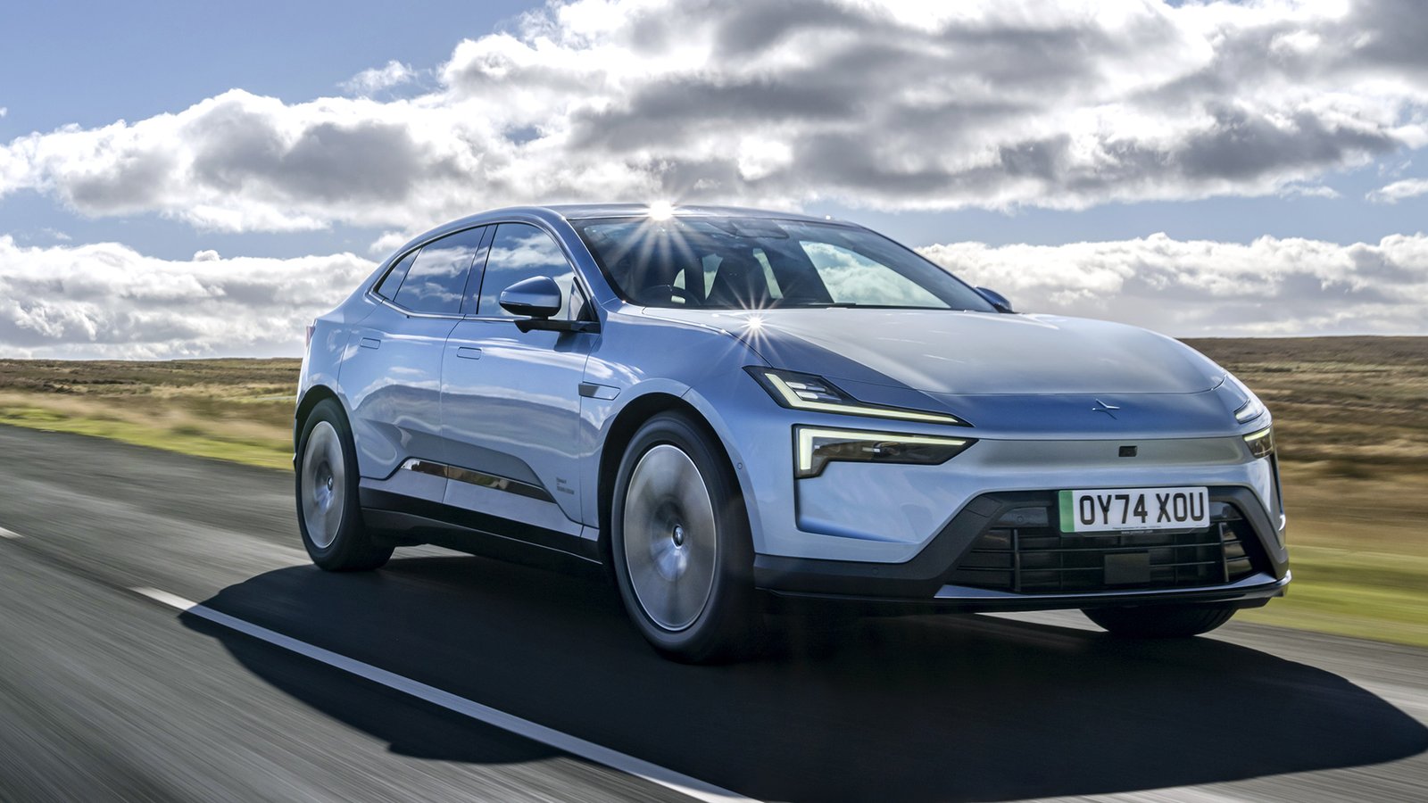 "Polestar 4 vs Kia EV6 GT: The Ultimate Showdown Between Two Electric SUV Heavyweights"
