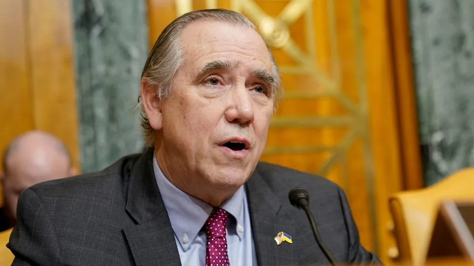 Jeff Merkley Speaks 16 Hours in Senate Protest Against Trump’s Policies