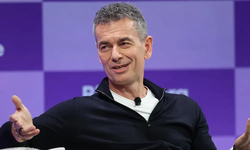 Warner Music settles legal war with Suno, forms landmark AI partnership