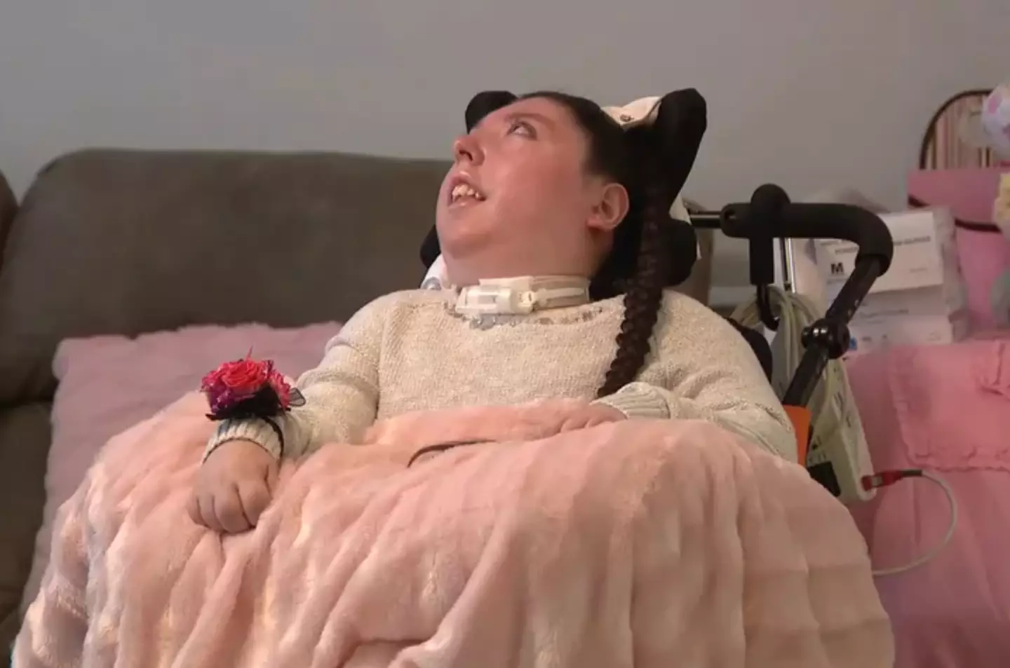 Woman Born Without a Brain Turns 20 — The Miracle Story of Alex Simpson