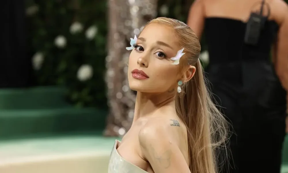 Ariana Grande wraps ‘Focker In-Law’ with Ben Stiller and Robert De Niro, shares behind-the-scenes moments
