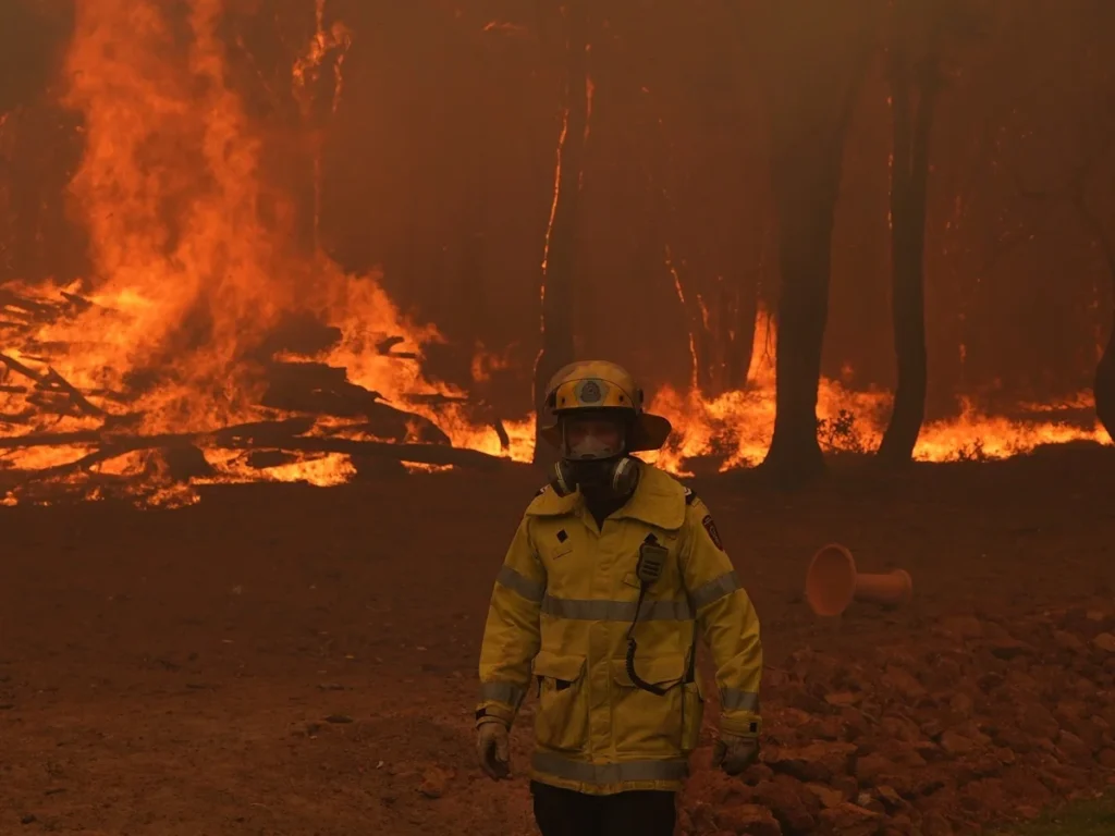 Wireless Hill Bushfire Watch and Act Warning Issued for Perth Suburbs