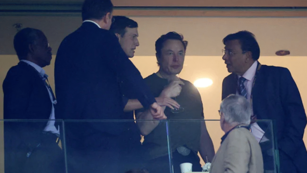 Ronaldo’s White House Selfie With Elon Musk Goes Viral | “Trillion Dollars In One Pic”