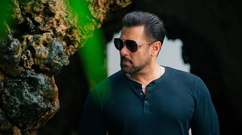 Salman Khan Celebrates 60th Birthday With Family and Friends in Panvel