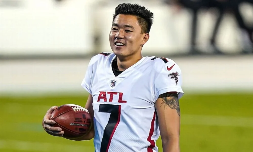 Younghoe Koo Explains Botched Field Goal After Slip: “The Ball Was Moving So I Pulled Up”