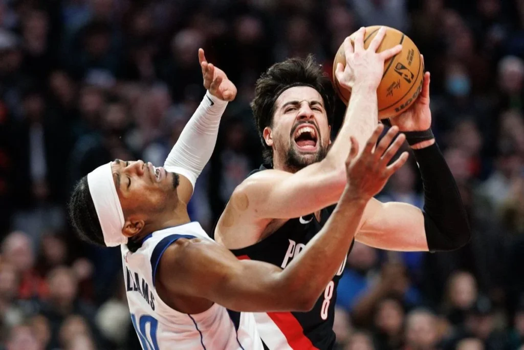 Deni Avdija powers Trail Blazers past Mavericks in 125-122 thriller