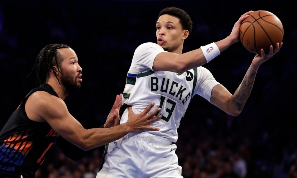 Jalen Brunson leads the Knicks with 35 points as New York defeats Toronto to reach the NBA Cup semifinals