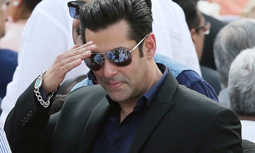 Salman Khan Celebrates 60th Birthday With Family and Friends in Panvel