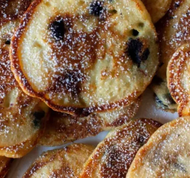 blueberry-buttermilk-pancakes-scaled