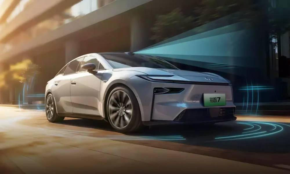 Toyota BZ7 Shock Launch: 3000 Orders in 60 Minutes as Roof LiDAR EV Takes on Zeekr in China