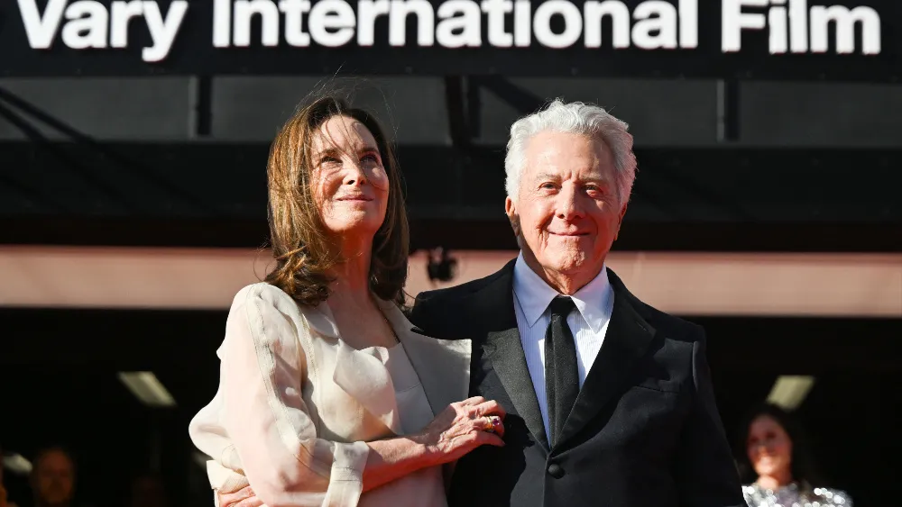 Dustin Hoffman and his wife Lisa Daily Global Diary - Authentic Global News