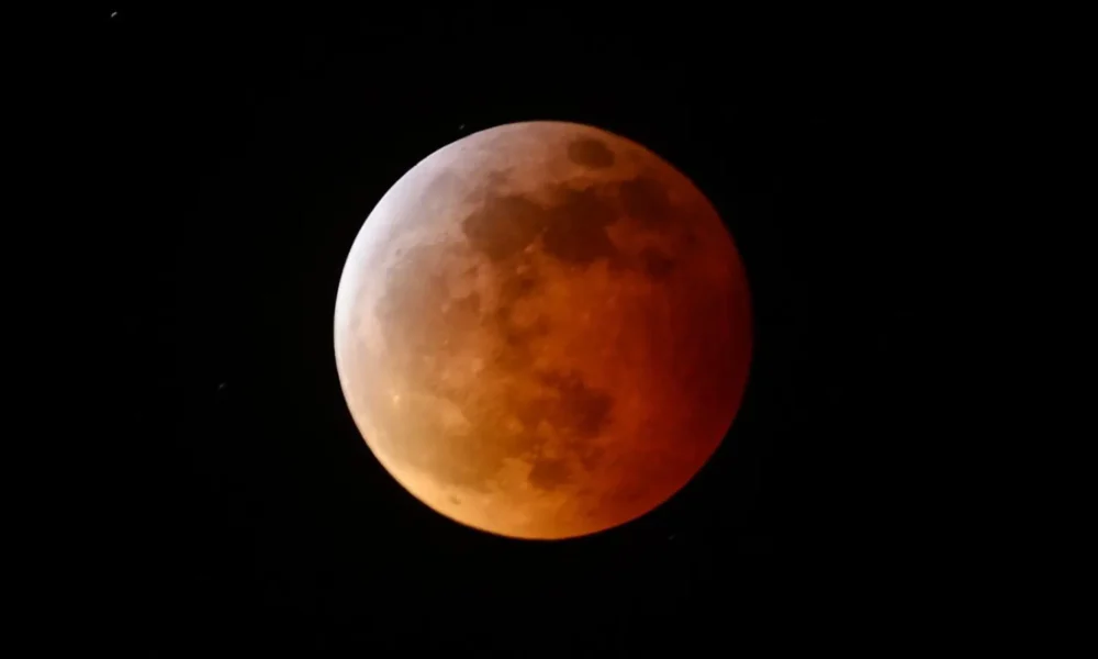 Colorado Near-Total Lunar Eclipse: When and Where to See the Red Moon