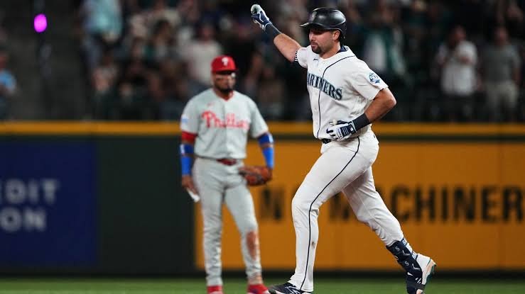 Cal Raleigh Hits 3 Home Runs as Mariners Beat Phillies 9-2