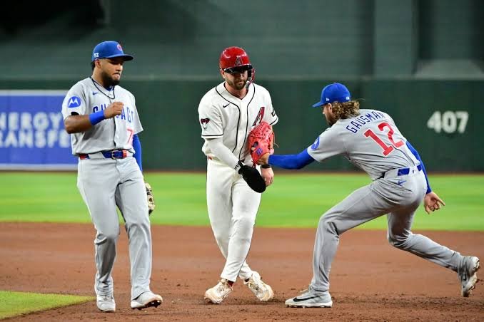 Cubs Beat Diamondbacks 7-0 as Conforto, Kelly Hit Back-to-Back HRs