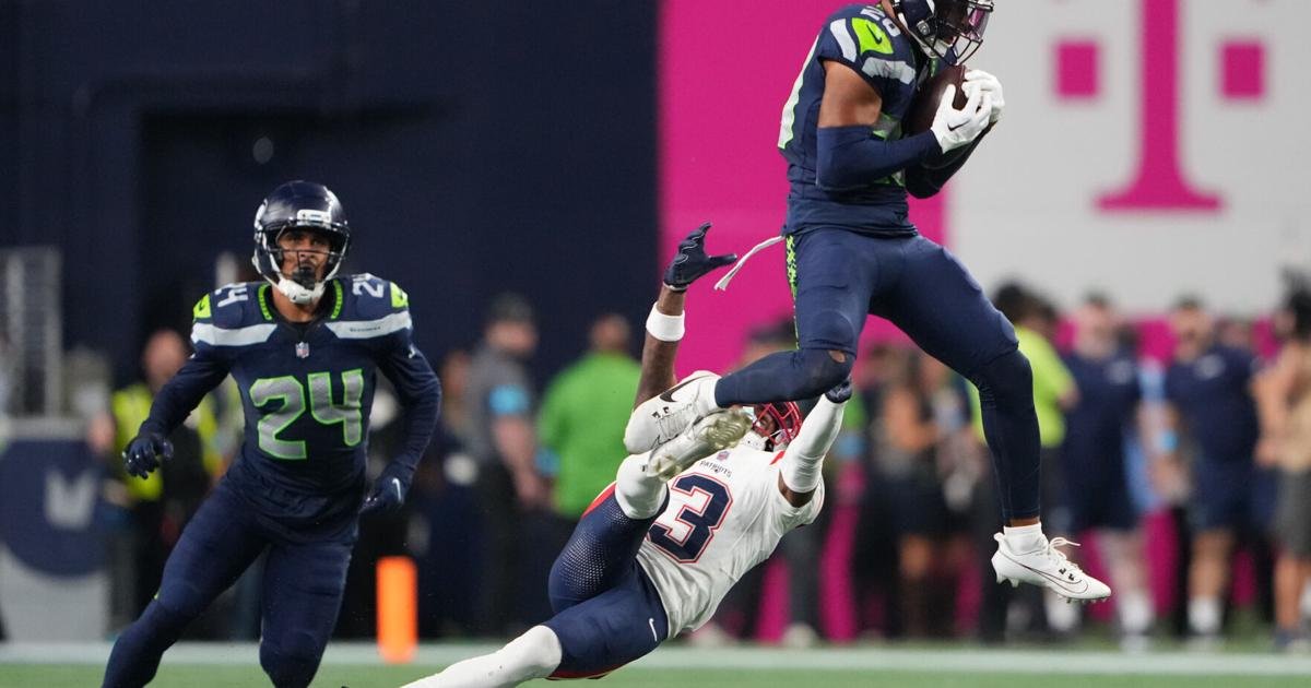 Seahawks Beat Patriots 13-10 as Drake Maye Throws Three Fourth-Quarter Interceptions